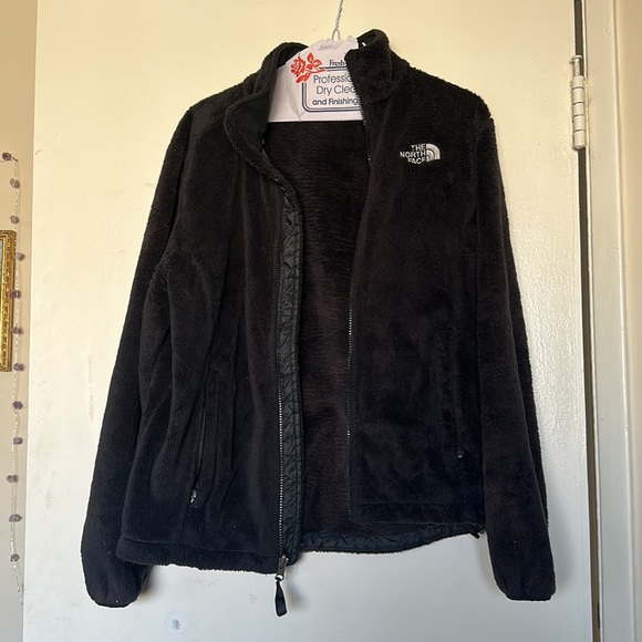 North Face Fleece Osito Jacket in Black - Picture 3 of 6